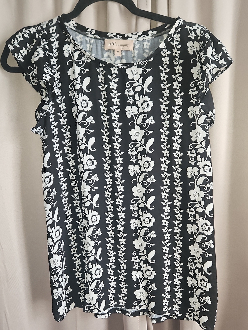Philosophy Black and White Floral Cap-Sleeve Top